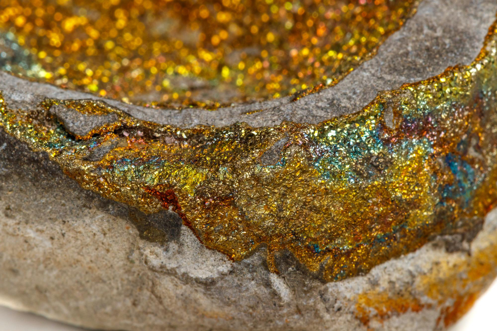 <strong>Cevheri hayata kazandırıyor, geleceği inşa ediyoruz.</strong>