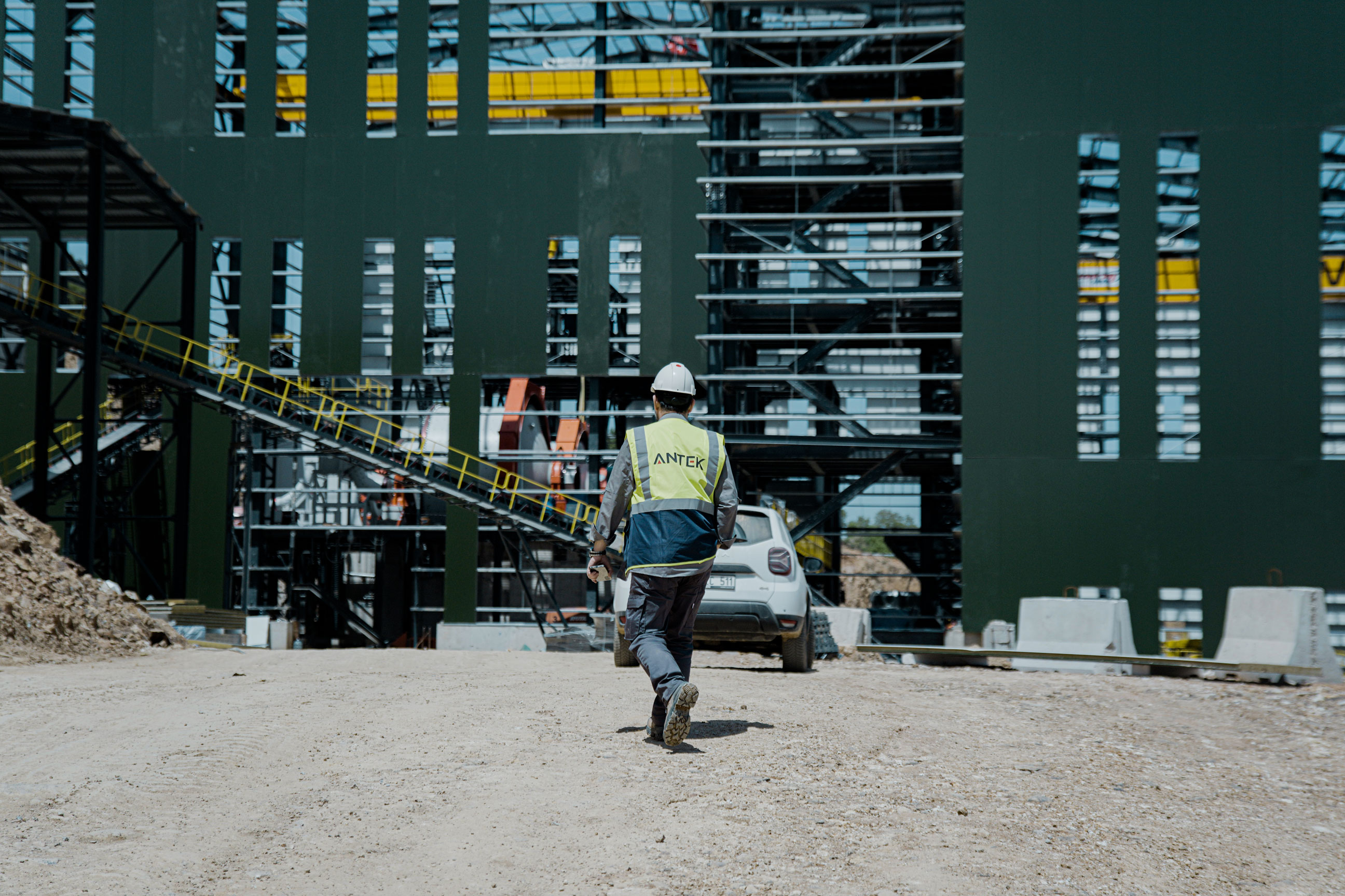 COMMISSIONING & OPERATIONS 